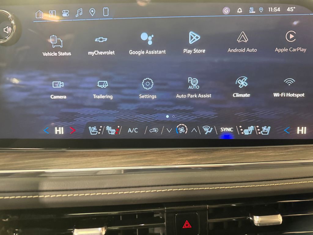 New 2026 Chevrolet Suburban Premier w/ Sun And Tow Package AWD/4WD image 15