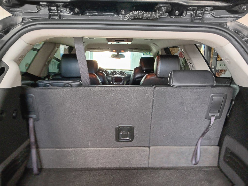 Used 2013 Buick Enclave Leather image 12