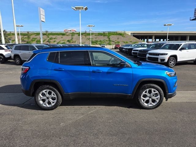 New 2026 Jeep Compass Latitude AWD/4WD image 8