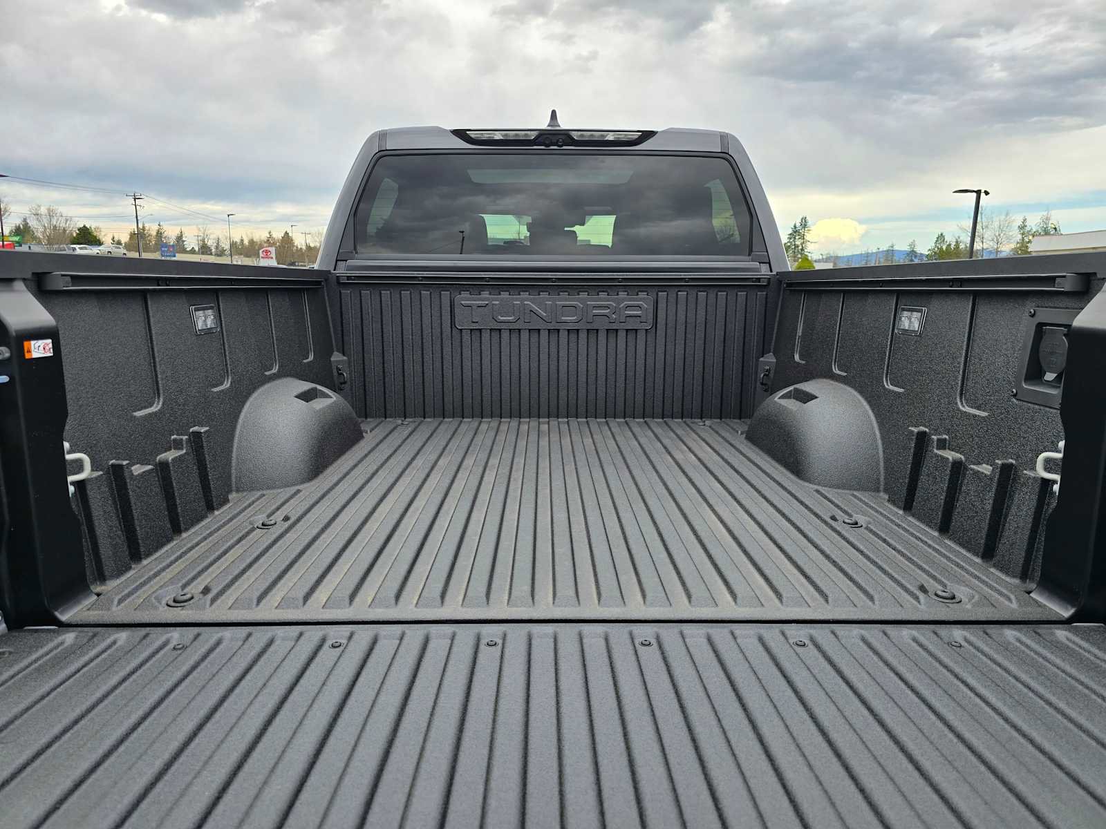 New 2025 Toyota Tundra Platinum image 9