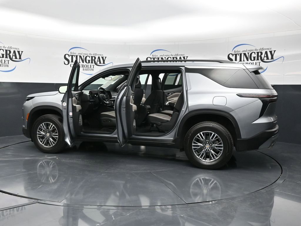 Certified 2025 Chevrolet Traverse LT image 28