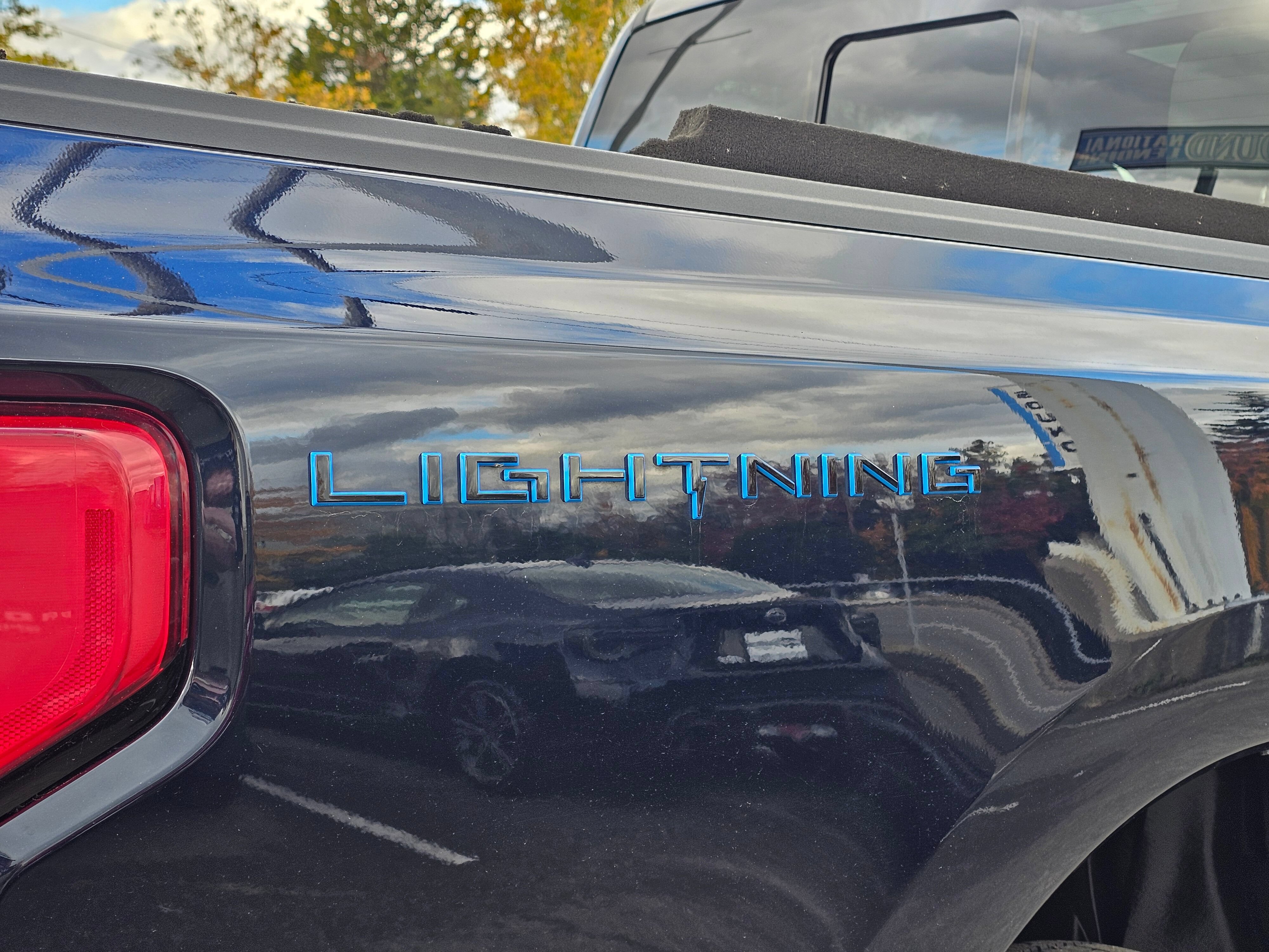 Certified 2023 Ford F150 Lightning Platinum AWD/4WD image 13