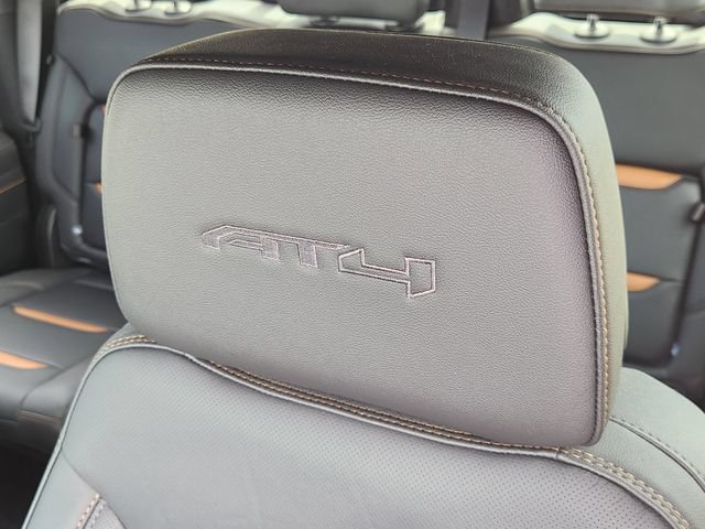 Used 2026 GMC Sierra 2500 AT4 w/ AT4 Premium Plus Package AWD/4WD image 14