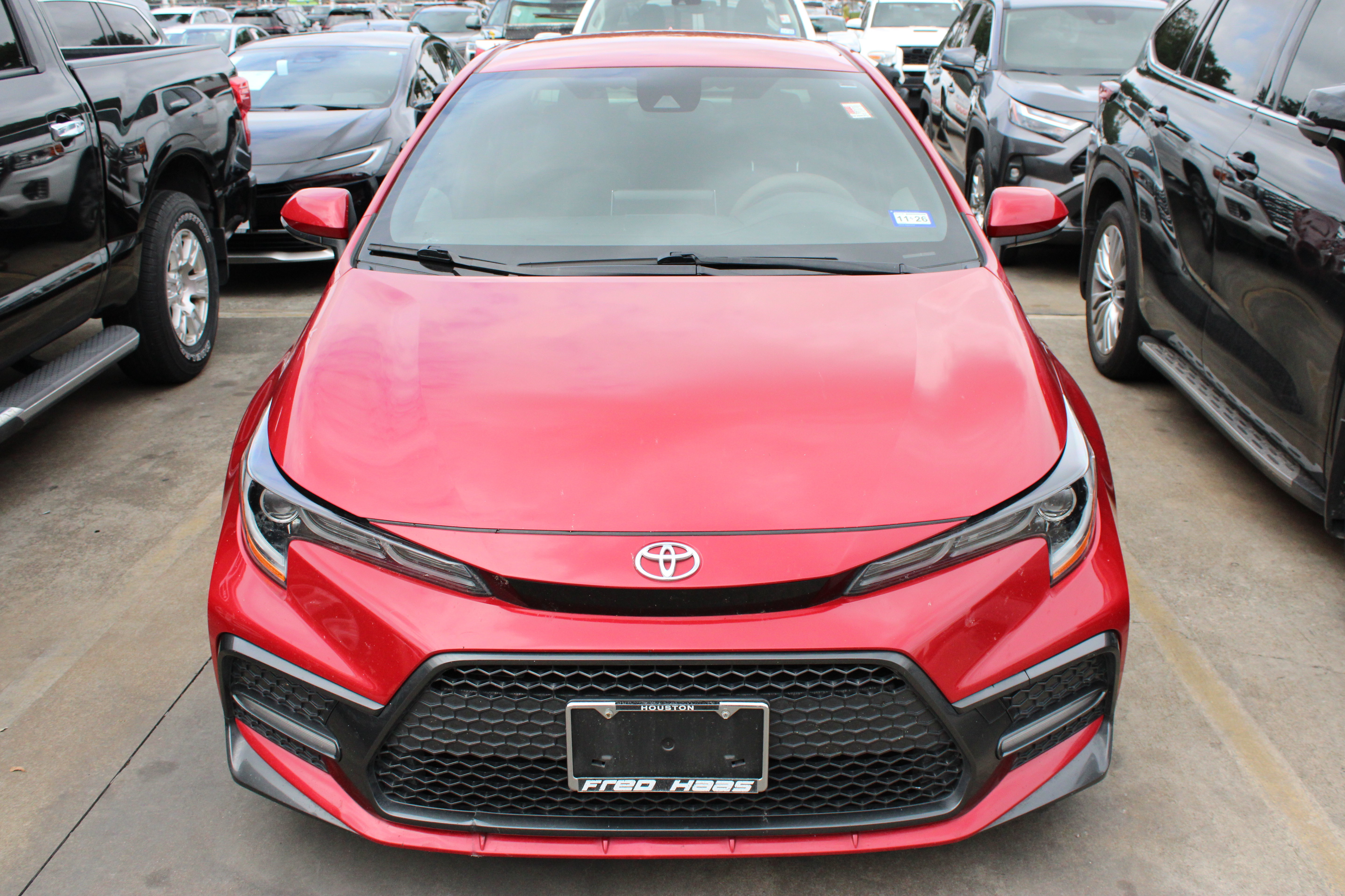 Used 2020 Toyota Corolla SE FWD image 4