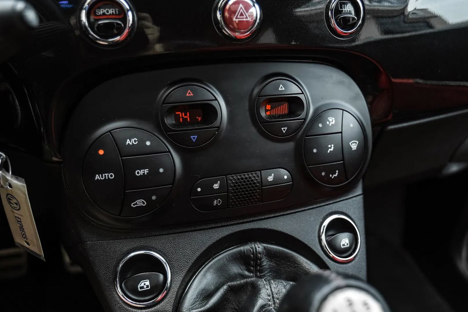 Used 2013 FIAT 500 Abarth w/ Comfort/Convenience Group FWD image 28