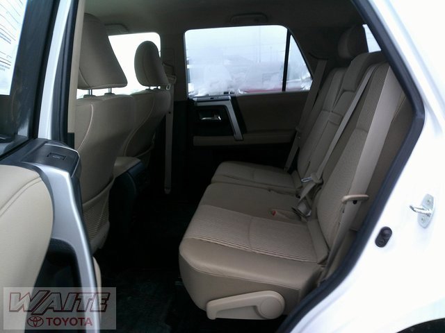 Used 2018 Toyota 4Runner SR5 image 25