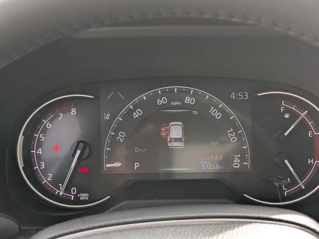 Used 2025 Toyota RAV4 XLE Premium image 20