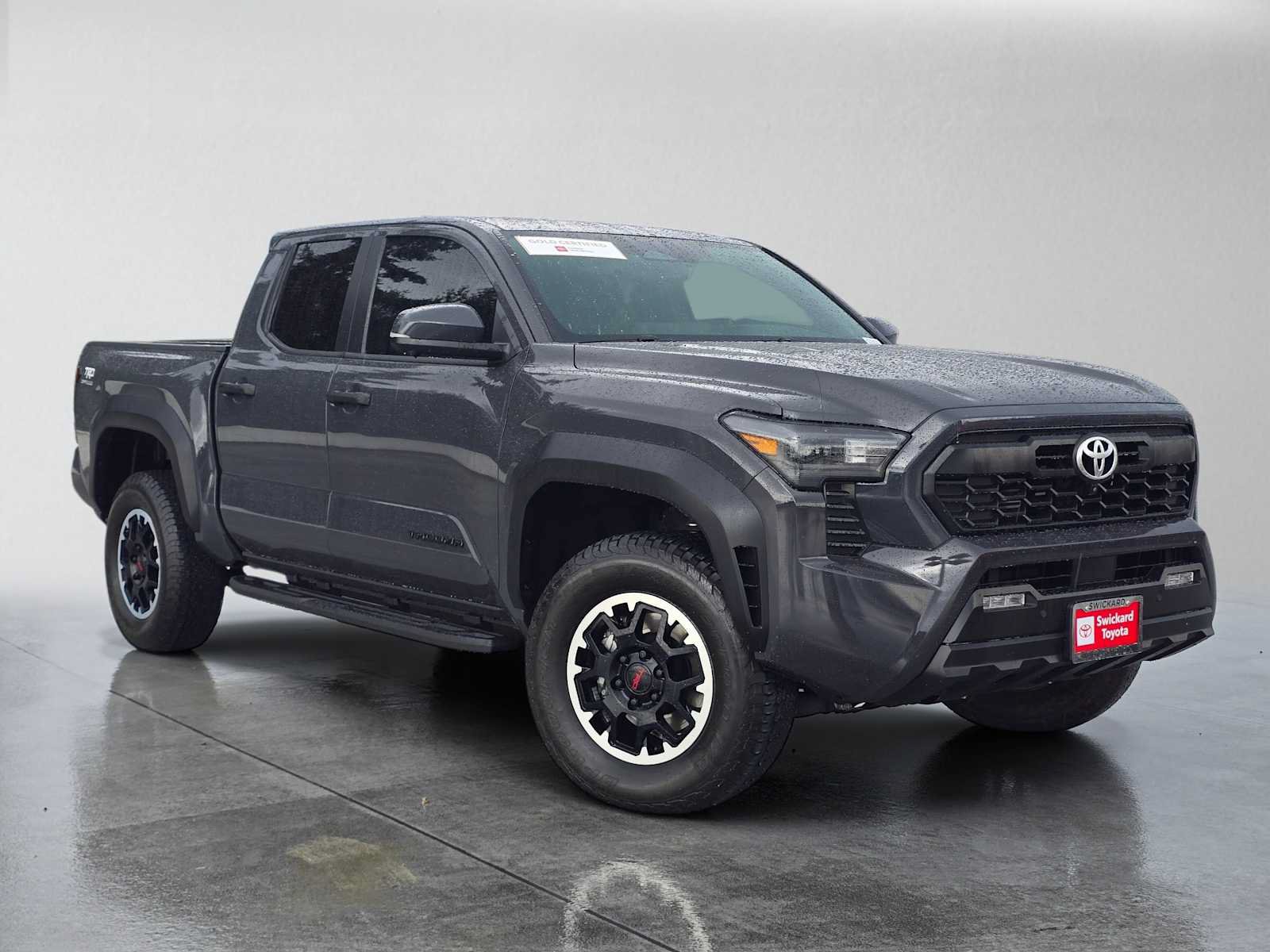 Used 2024 Toyota Tacoma TRD Off-Road w/ TRD Off Road Premium Package AWD/4WD image 2