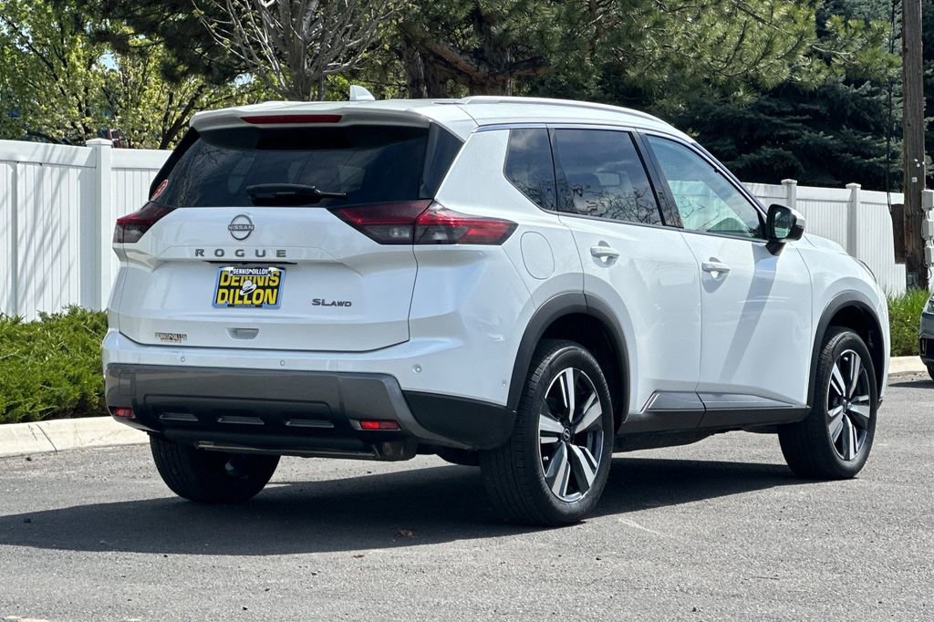 Used 2026 Nissan Rogue SL image 4