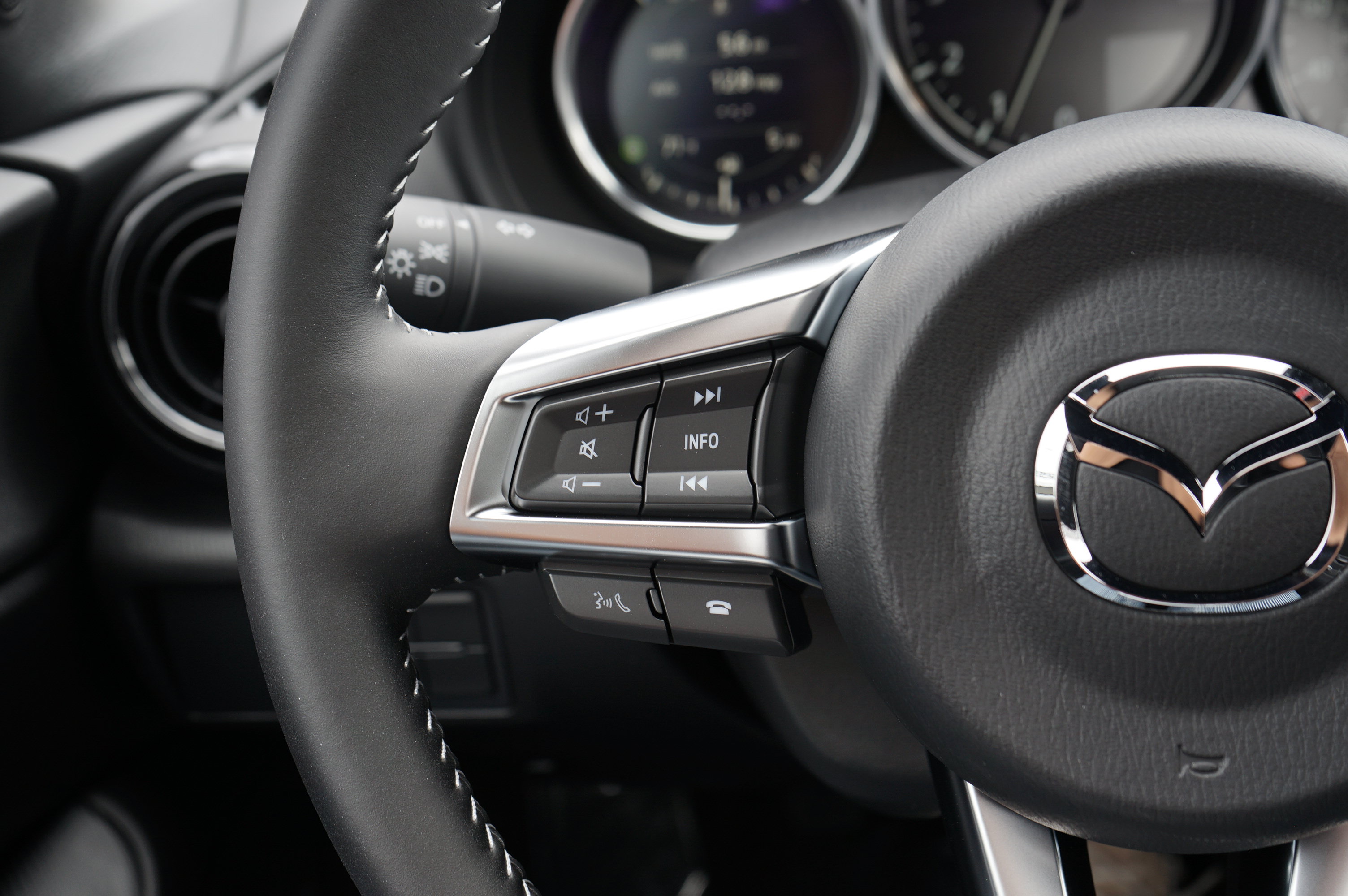 New 2026 MAZDA MX-5 Miata Sport w/ Weather Package RWD image 21