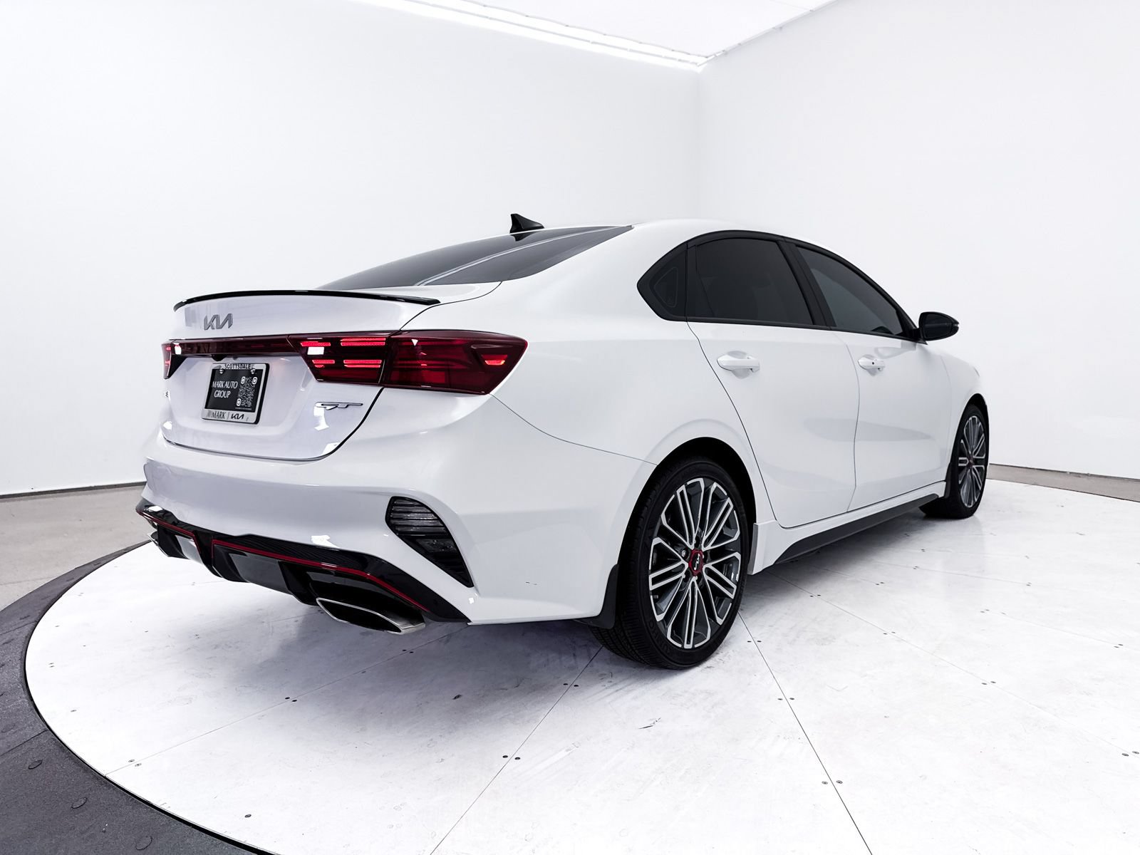 Used 2024 Kia Forte GT FWD image 18
