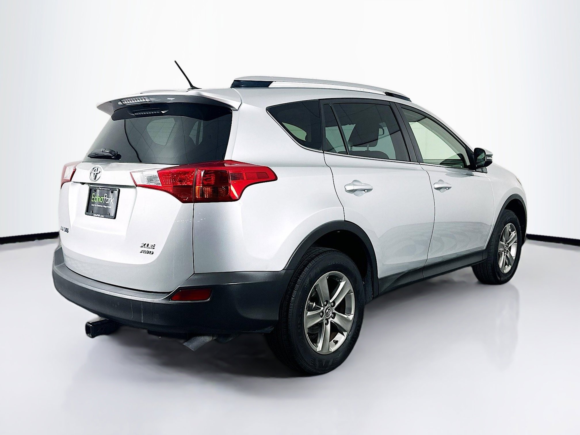 Used 2015 Toyota RAV4 XLE image 9
