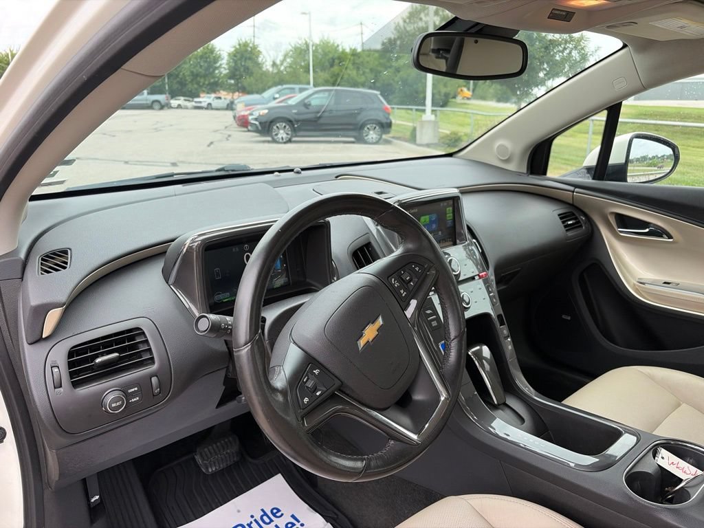 Used 2012 Chevrolet Volt Premium w/ Premium Trim Package FWD image 48