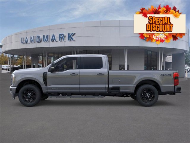 New 2025 Ford F250 XLT w/ Black Appearance Package image 3