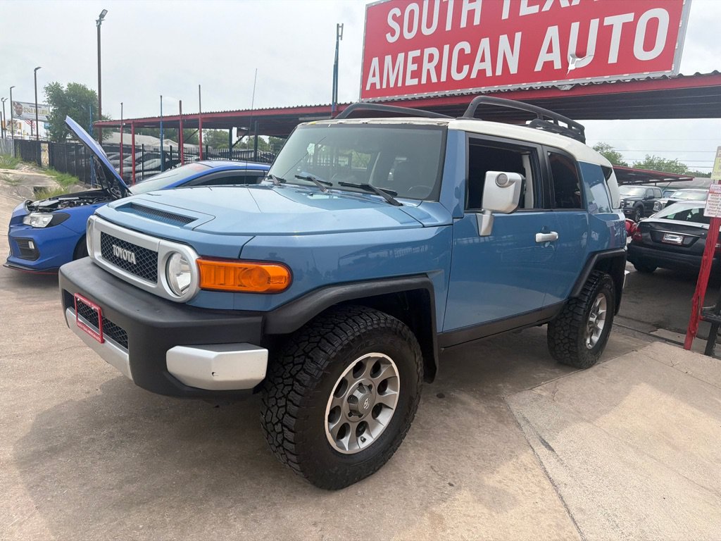 Used 2012 Toyota FJ Cruiser 4WD w/ Upgrade Pkg image 6