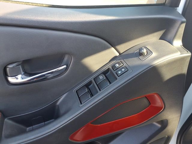 Used 2024 Nissan Frontier PRO-4X w/ Pro Convenience Package image 13