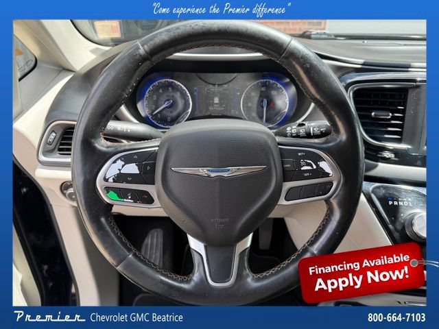 Used 2020 Chrysler Pacifica Touring-L FWD image 22