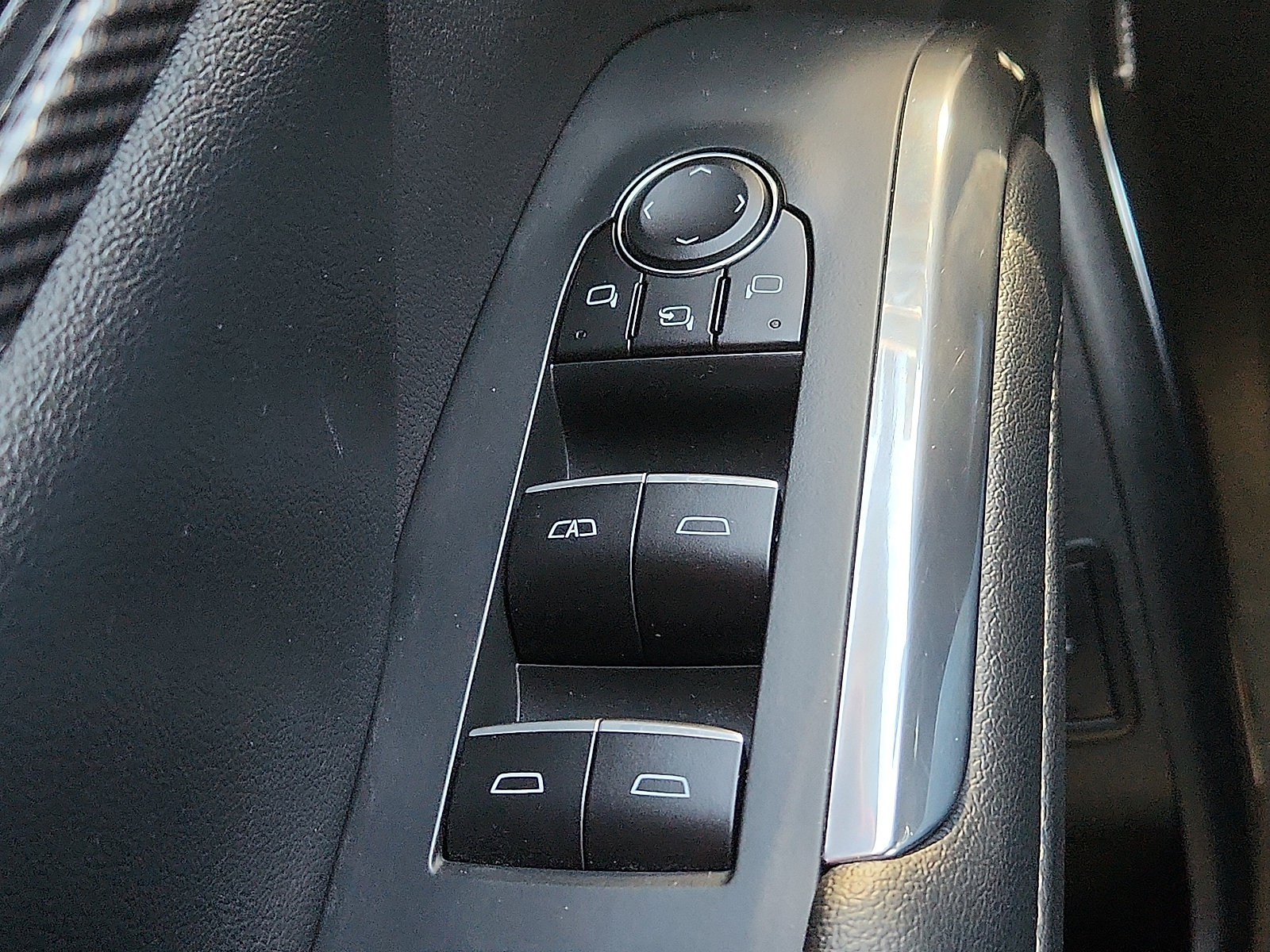 Used 2026 Chevrolet Traverse High Country w/ LPO, Floor Liner Package FWD image 24