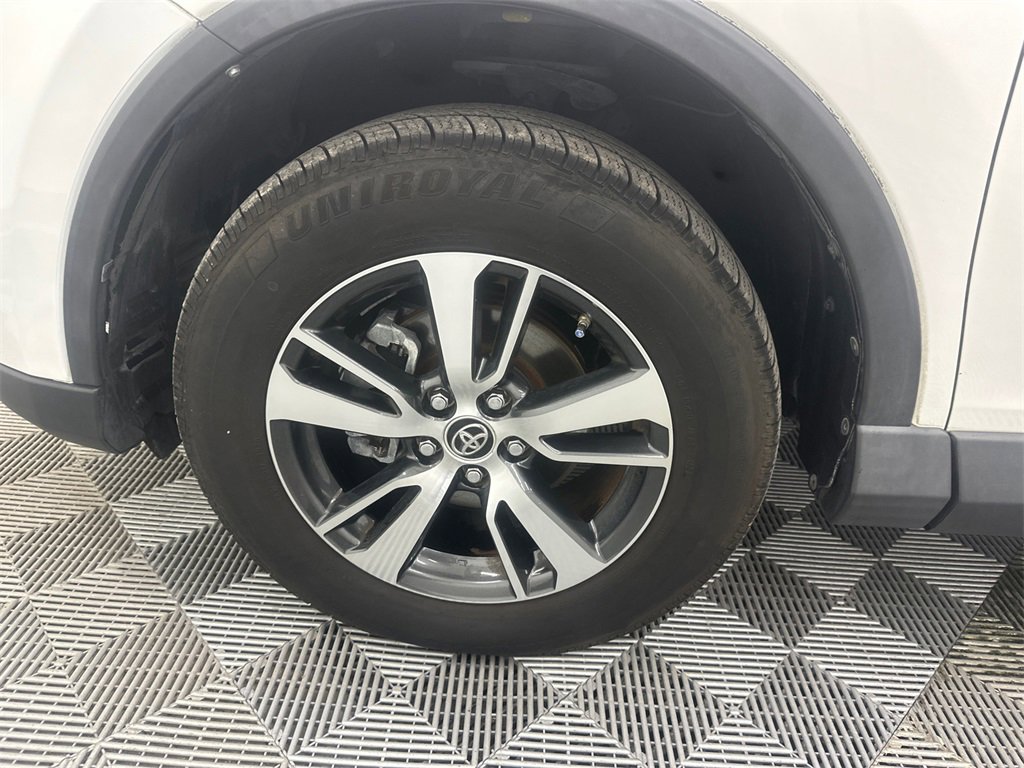 Used 2017 Toyota RAV4 XLE image 12