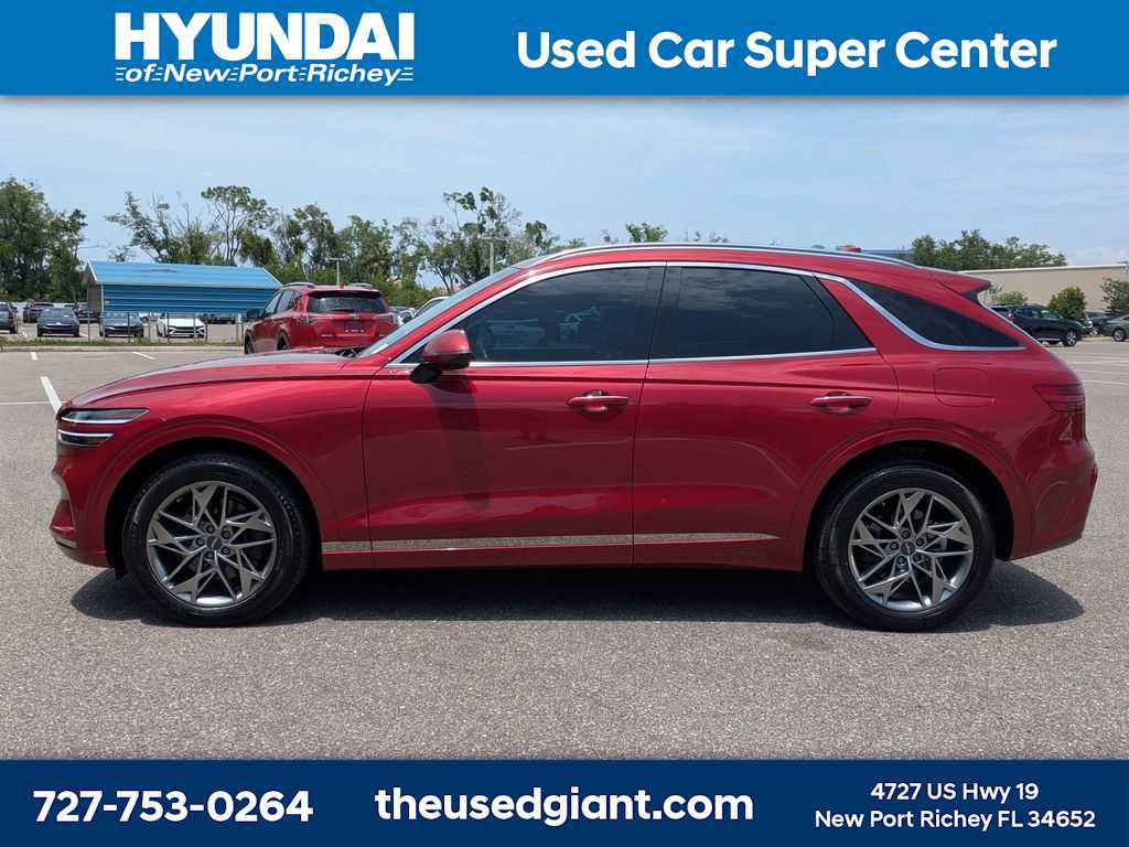 Used 2022 Genesis GV70 2.5T w/ Select Package AWD/4WD image 2