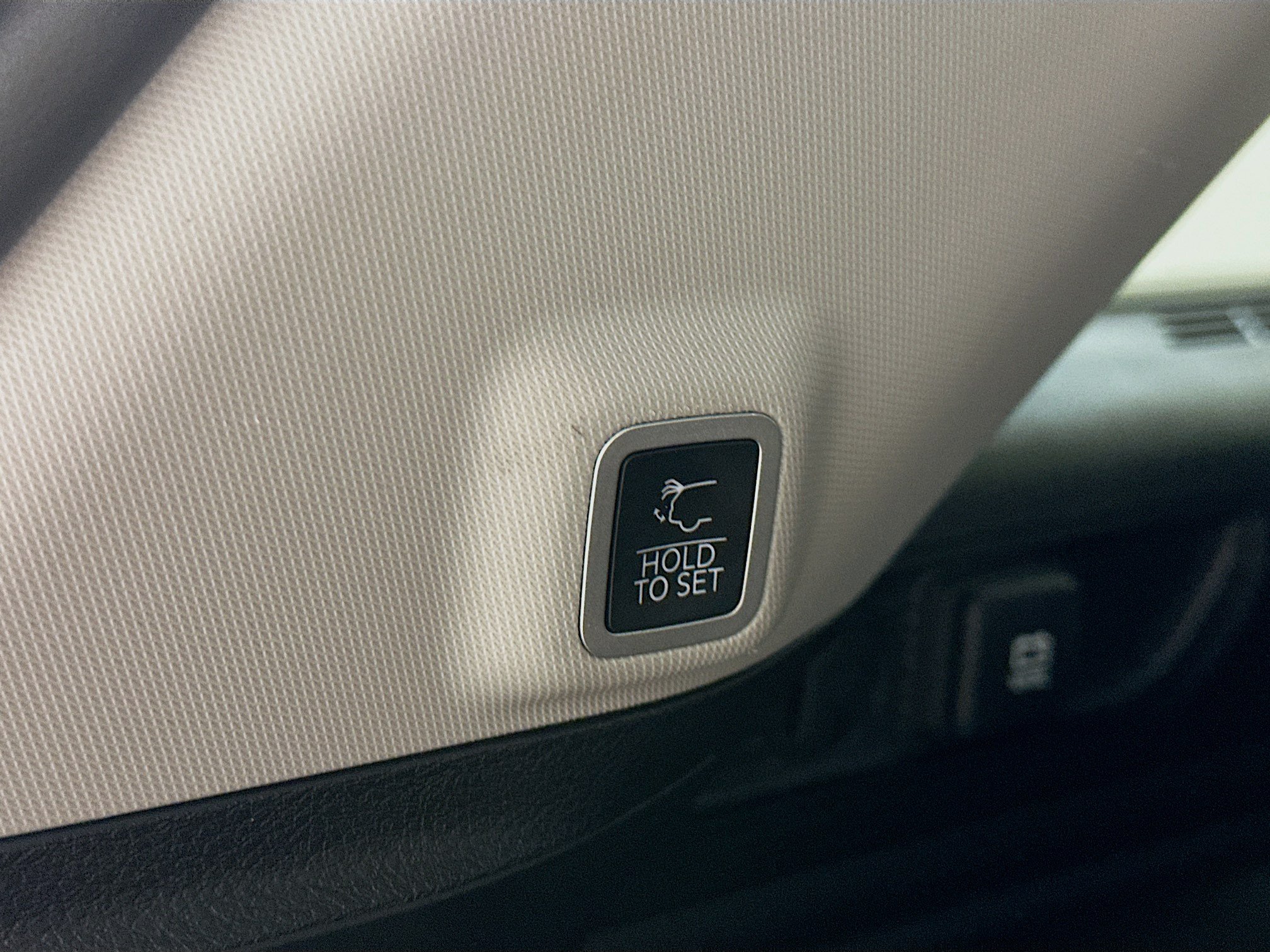Used 2022 Jeep Grand Cherokee Limited 4xe AWD/4WD image 32