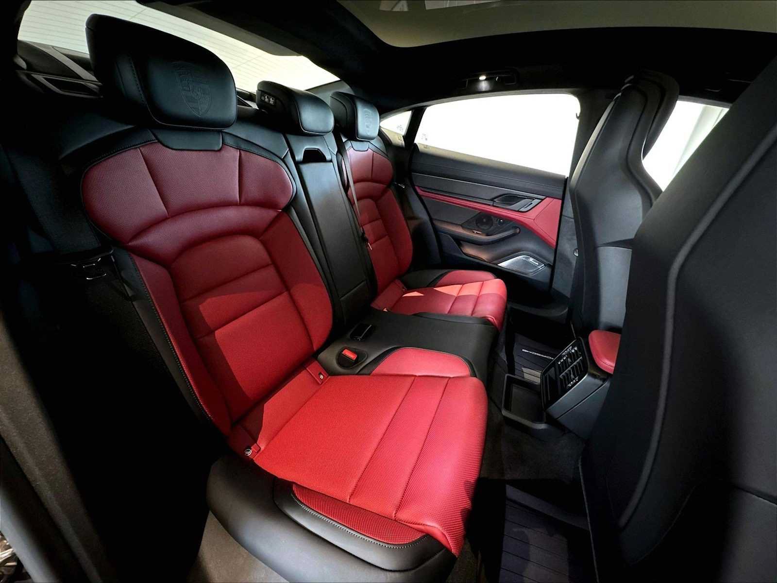 New 2026 Porsche Taycan GTS AWD/4WD image 29