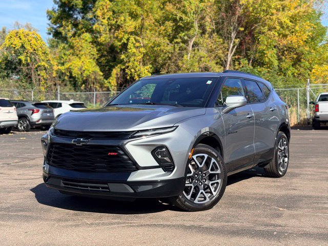 Used 2024 Chevrolet Blazer RS w/ LPO, Floor Liner Package FWD image 2