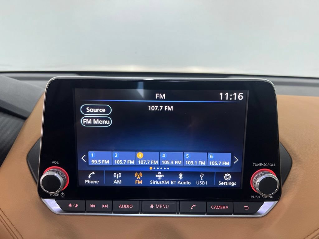 Used 2022 Nissan Sentra SV w/ SV Premium Package FWD image 13