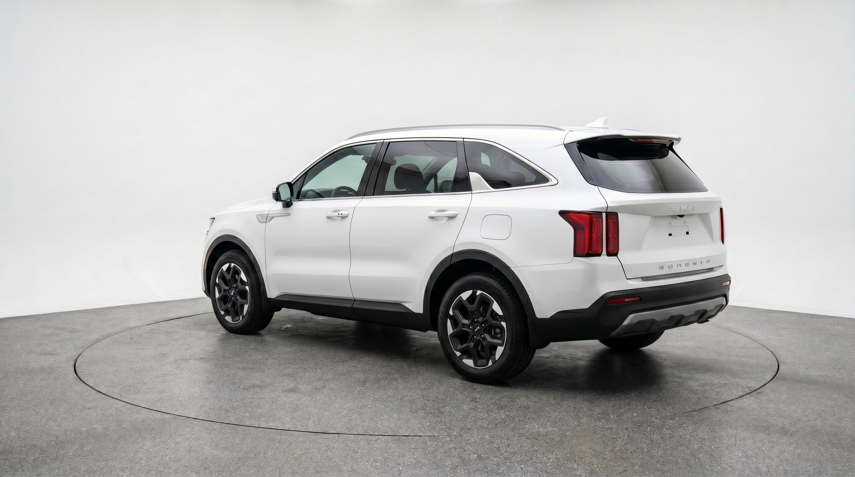 Used 2024 Kia Sorento S image 6