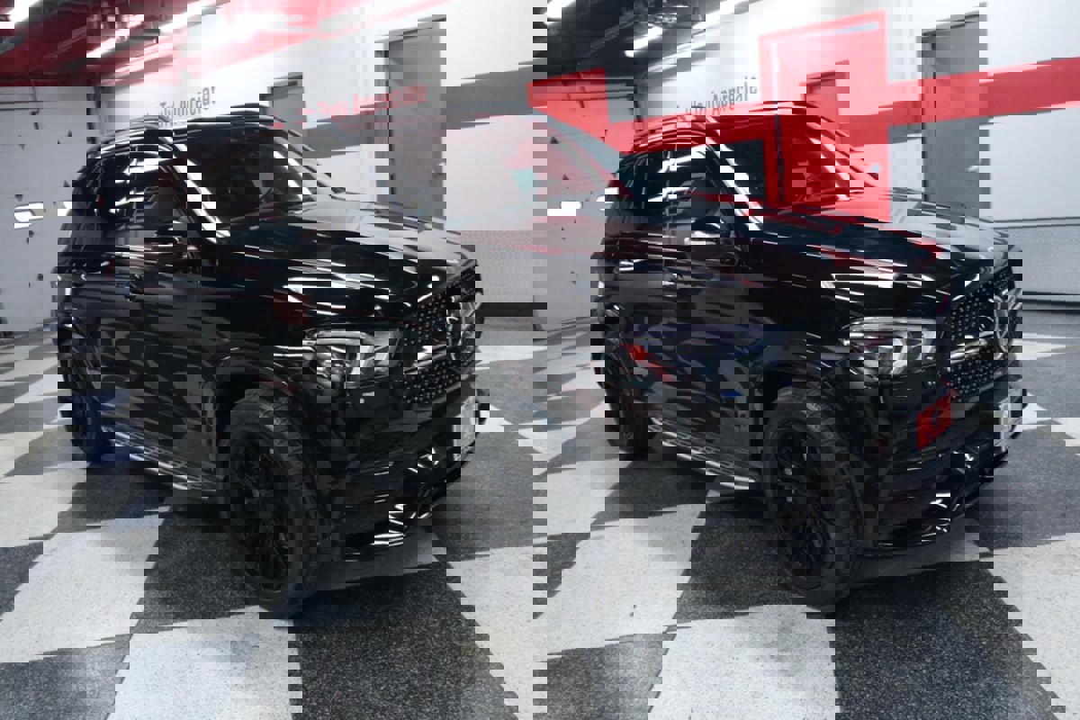 Used 2022 Mercedes-Benz GLE 350 4MATIC image 3