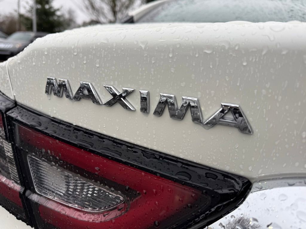 Used 2023 Nissan Maxima SV w/ Floor Mat Group image 9