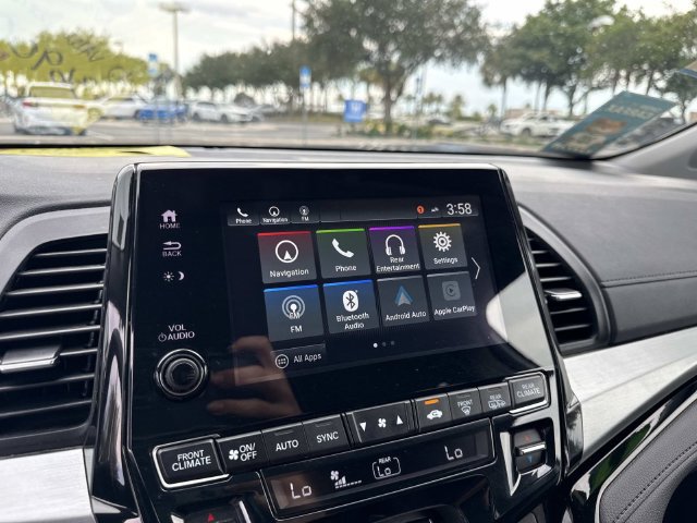 Certified 2024 Honda Odyssey Touring image 25