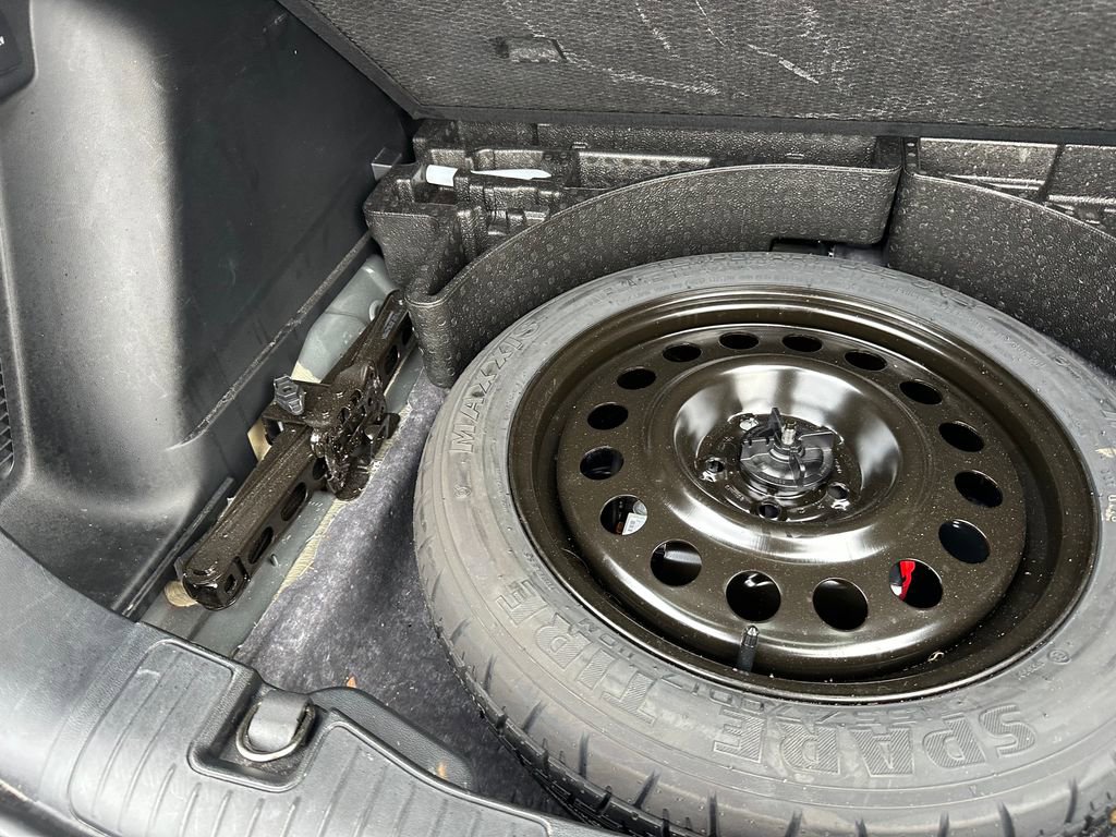 Used 2021 Ford Escape SEL w/ Technology Package image 42