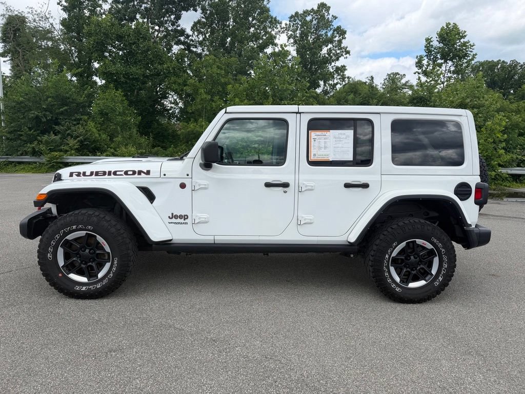 Used 2022 Jeep Wrangler Unlimited Rubicon w/ Cold Weather Group AWD/4WD image 2