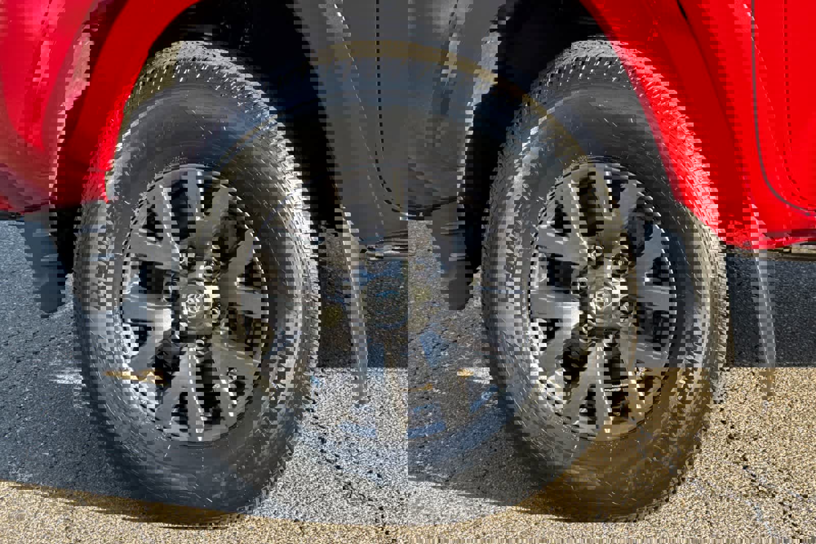 Certified 2022 Toyota Tacoma SR5 w/ Black Out Package (TMS) image 28