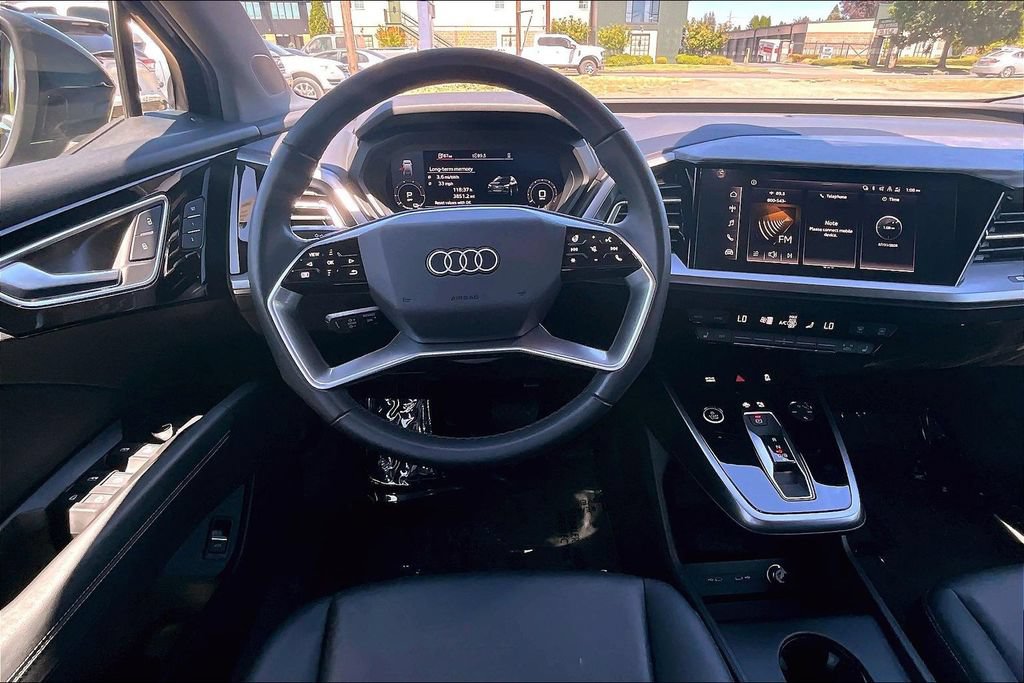 Used 2022 Audi Q4 e-tron Premium Plus AWD/4WD image 7