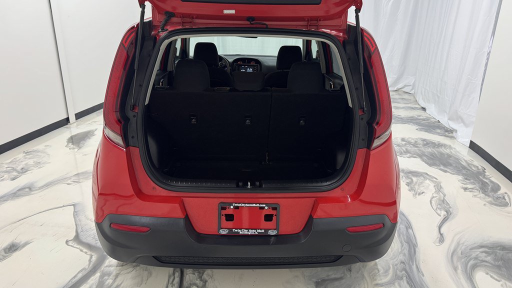 Used 2020 Kia Soul LX FWD image 11