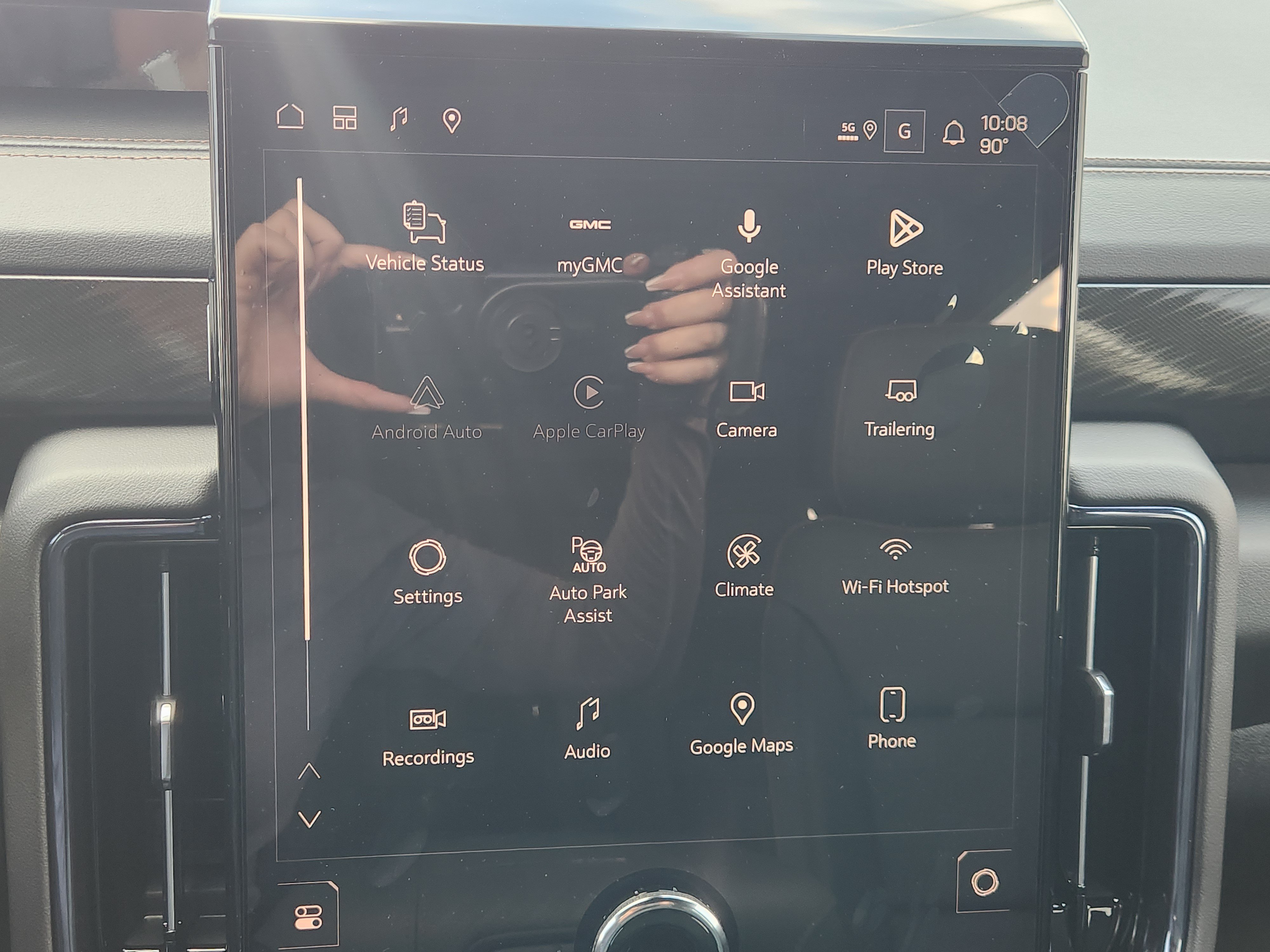 New 2026 GMC Yukon XL AT4 w/ AT4 Premium Package AWD/4WD image 12