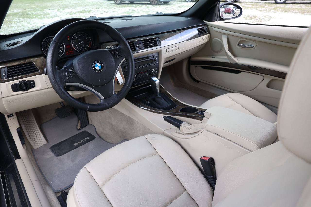 Used 2009 BMW 328i Convertible RWD image 4