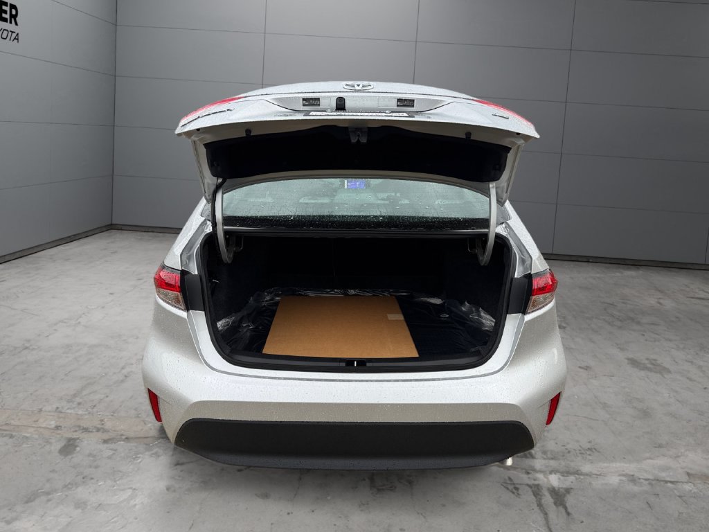 New 2027 Toyota Corolla LE FWD image 19
