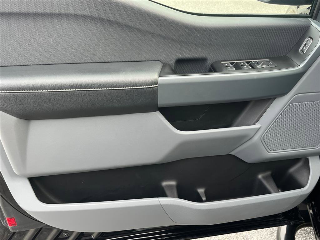 Used 2022 Ford F150 XLT w/ Trailer Tow Package image 19