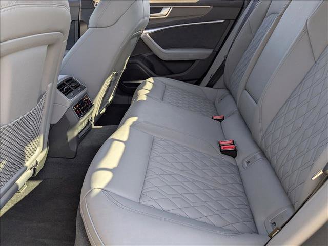 Certified 2025 Audi S6 Premium Plus w/ Premium Plus Package image 17