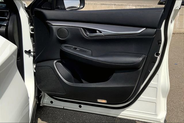 Used 2022 INFINITI QX55 Luxe w/ Cargo Package image 23