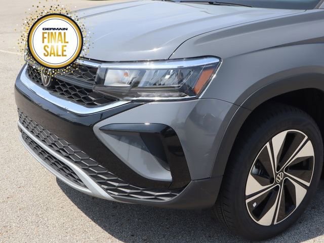 New 2024 Volkswagen Taos SE image 13