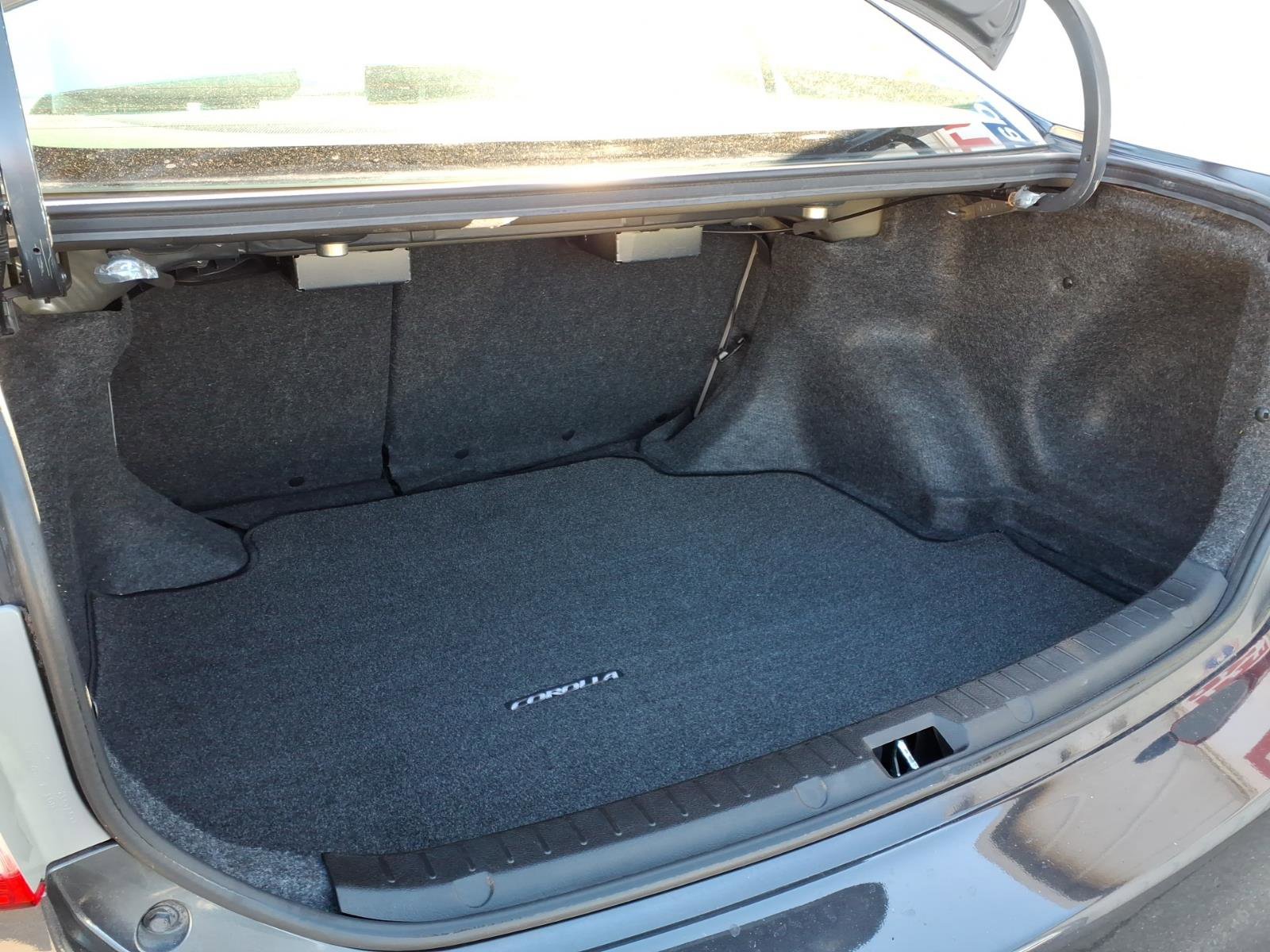 Used 2012 Toyota Corolla L image 11
