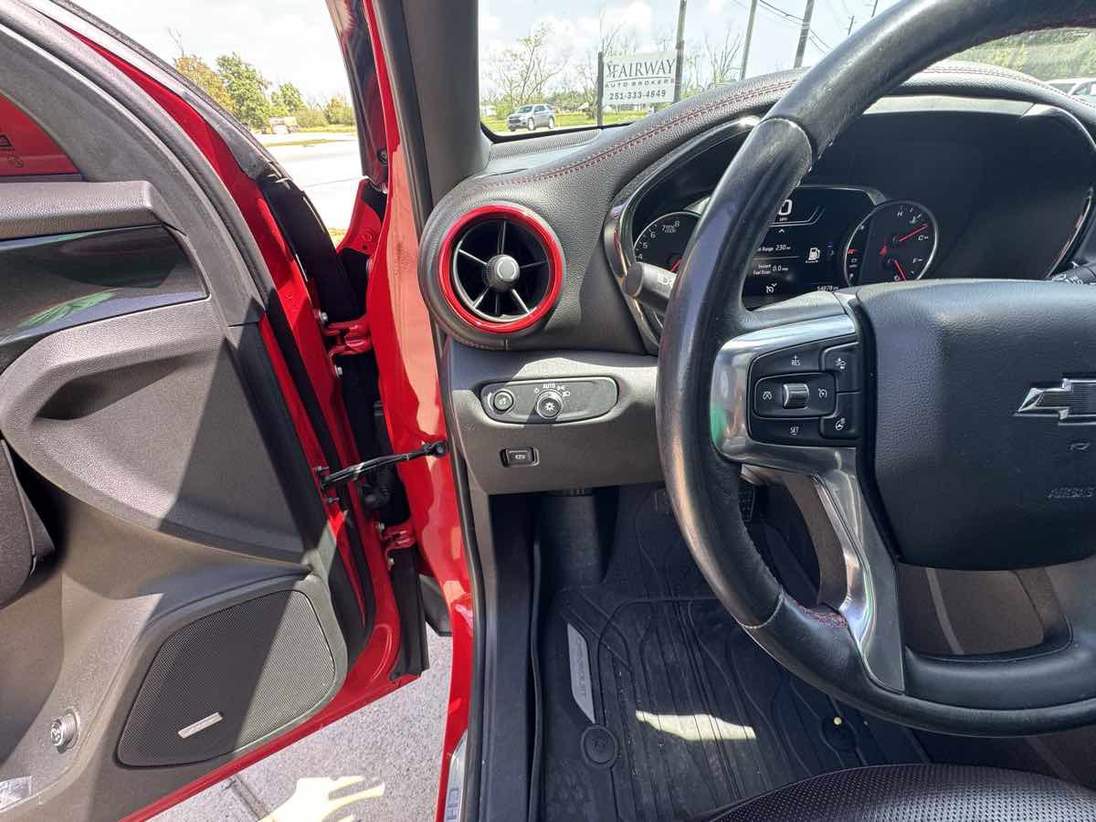 Used 2019 Chevrolet Blazer RS image 18