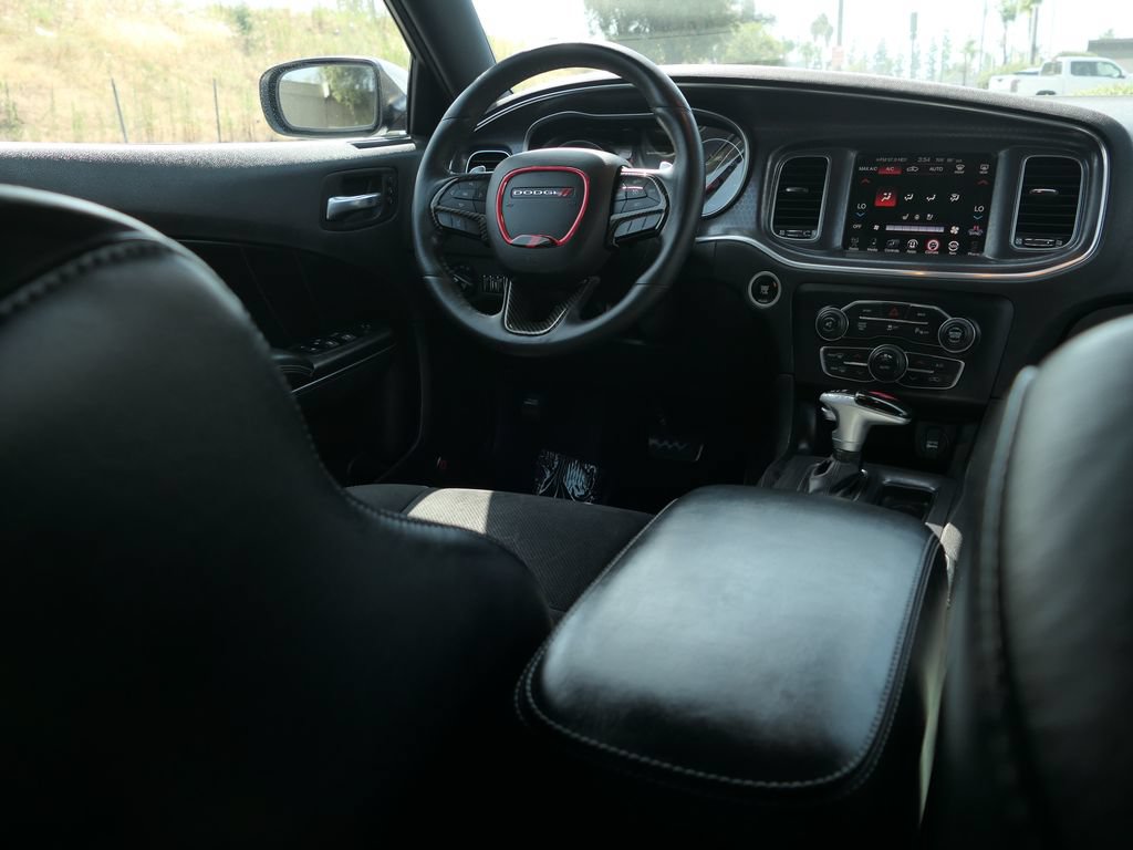 Used 2016 Dodge Charger R/T RWD image 26