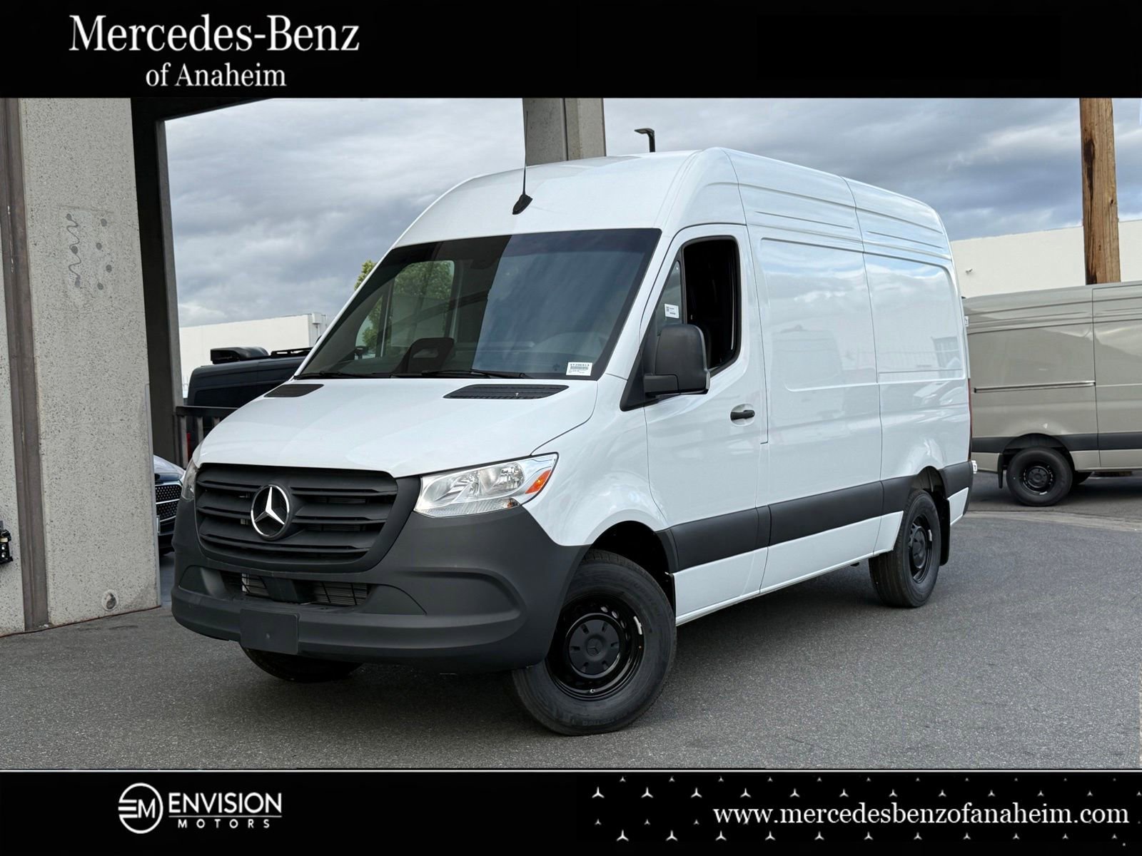 New 2025 Mercedes-Benz Sprinter 2500 image 1