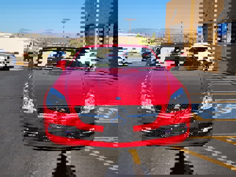 Used 2015 Mercedes-Benz SLK 250 w/ Premium Package image 27