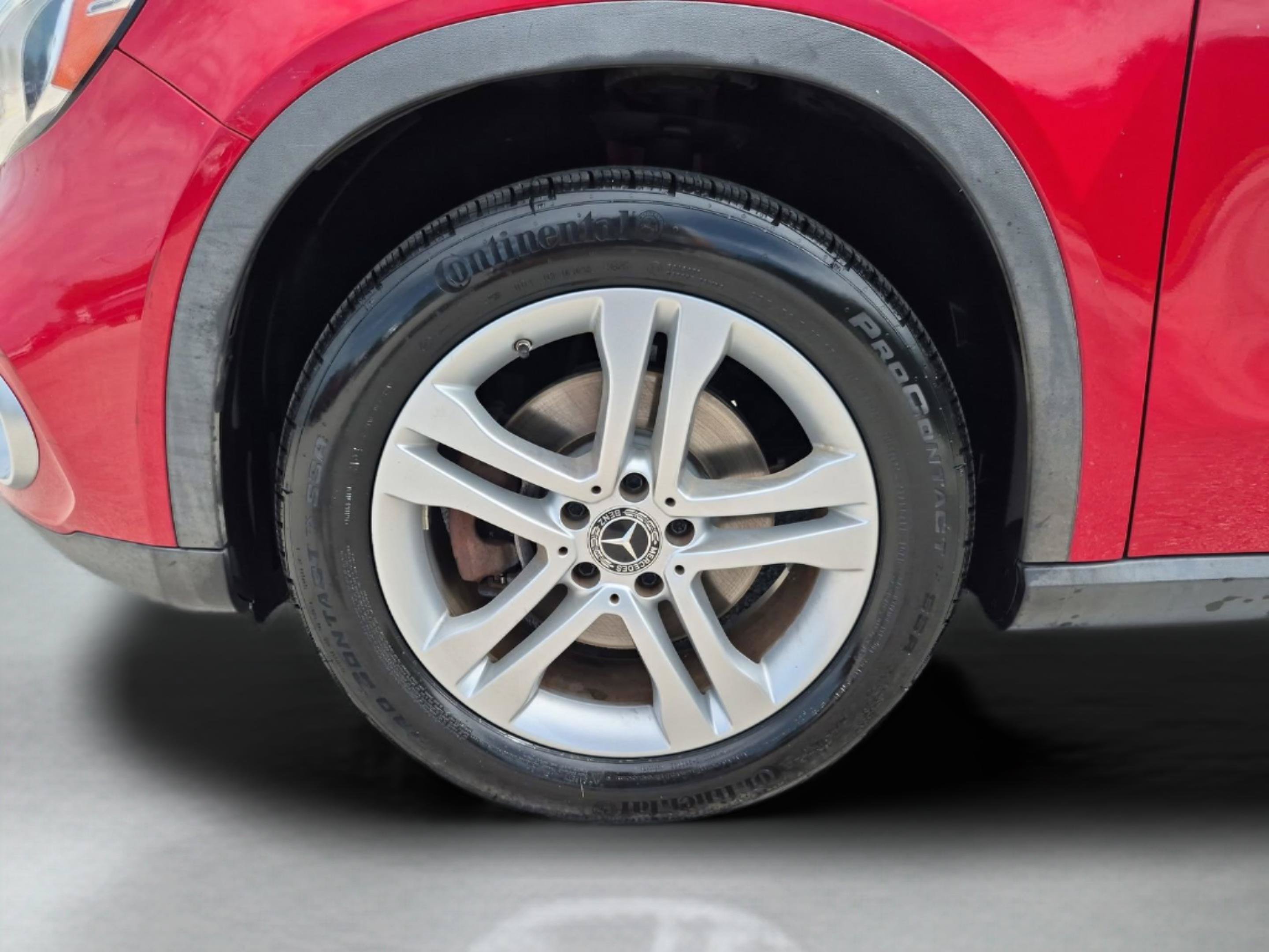 Used 2019 Mercedes-Benz GLA 250 4MATIC image 26
